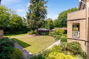 Photo 24- click for photo gallery